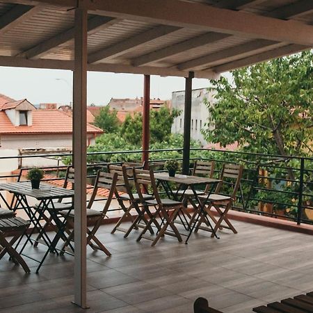 Nest Guesthouse Дробета-Турну Северин Екстериор снимка